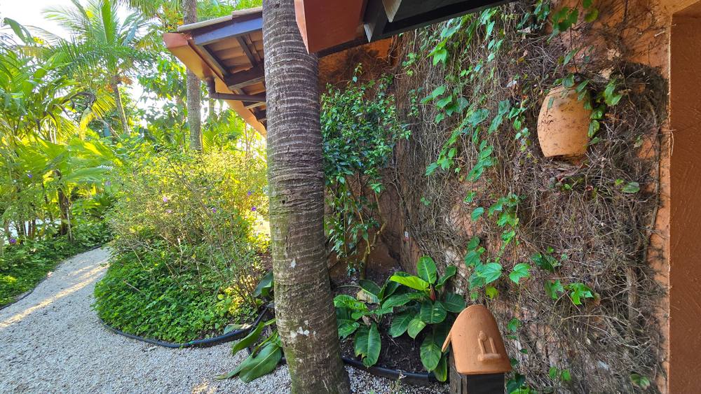 Casa Pé na Areia para locação no Condomínio Iporanga Guarujá — Villa 498
