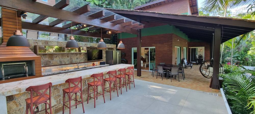 Casa à venda no Condomínio São Pedro Guarujá — Villa 176