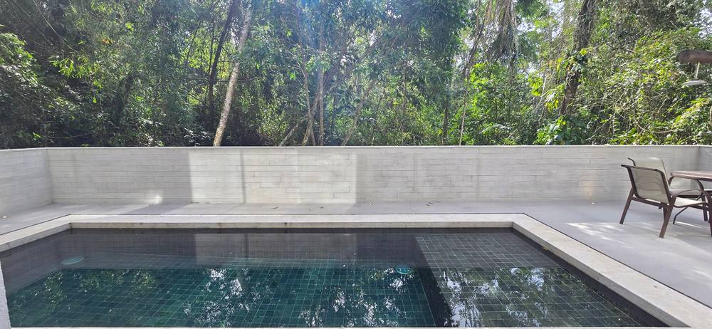 Casa à venda no Condomínio São Pedro Guarujá — Villa 136