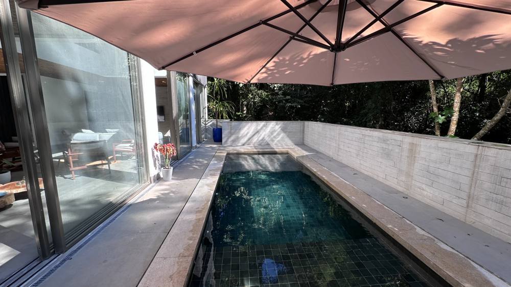 Casa à venda no Condomínio São Pedro Guarujá — Villa 136