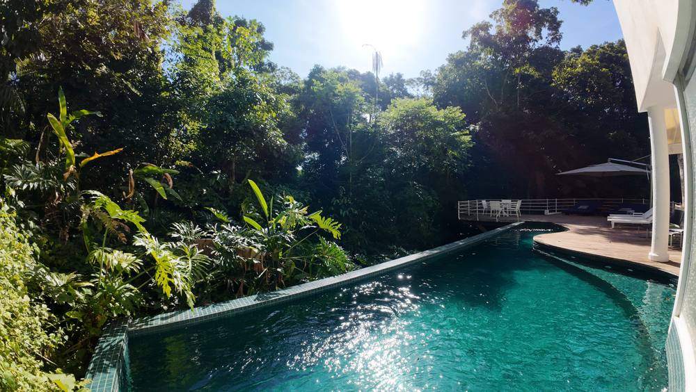 Casa à venda no Condomínio Iporanga Guarujá — Villa 470