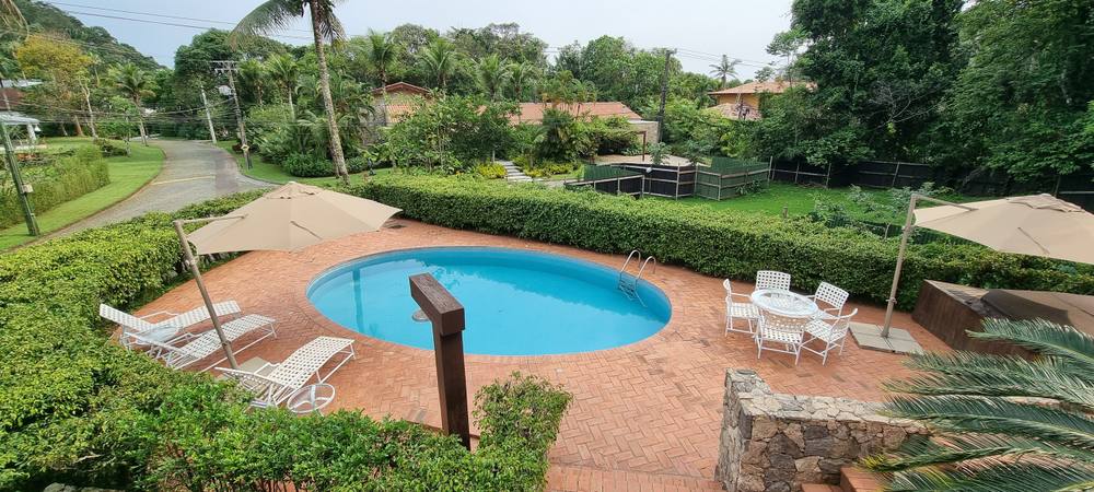 Casa à venda no Condomínio Iporanga Guarujá — Villa 463