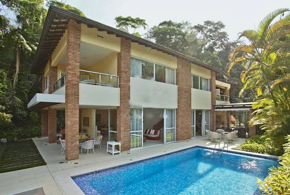 Casa à venda no Condomínio São Pedro Guarujá — Villa 188