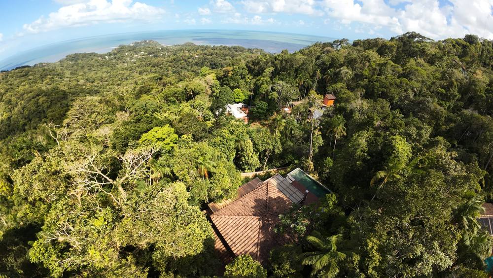 Casa à venda no Condomínio São Pedro Guarujá — Villa 140