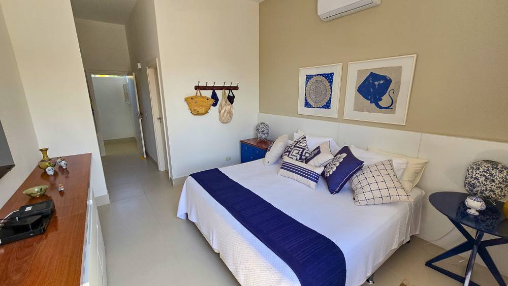 Casa à venda no Condomínio Iporanga Guarujá — Villa 466