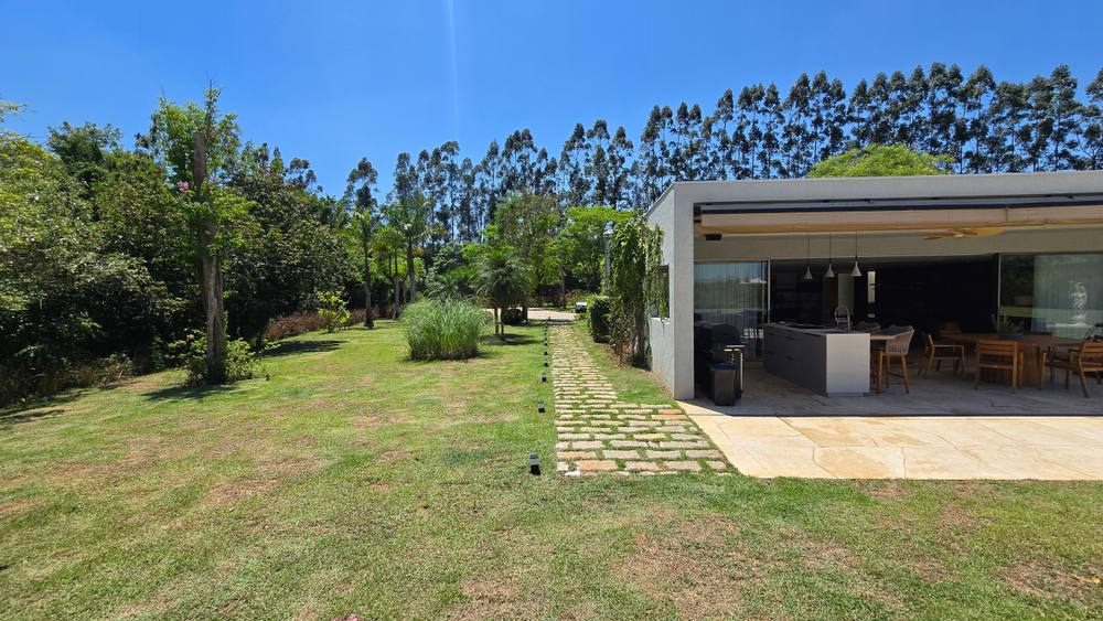Casa à venda na Fazenda Boa Vista — Villa 628 | Projeto Marcio Kogan