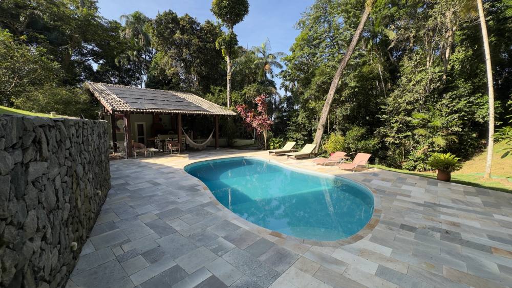 Casa à venda no Condomínio São Pedro Guarujá — Villa 146
