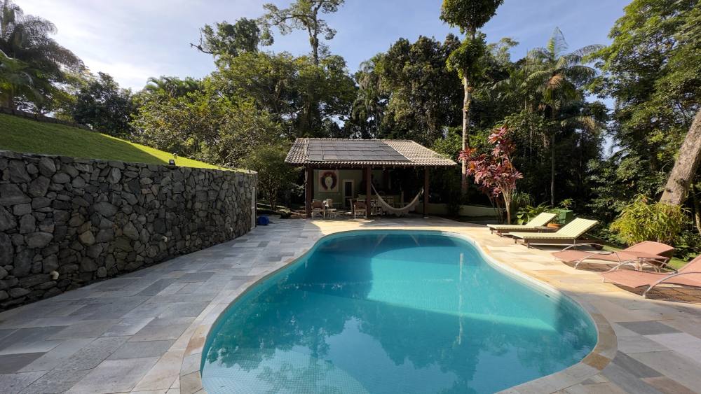 Casa à venda no Condomínio São Pedro Guarujá — Villa 146