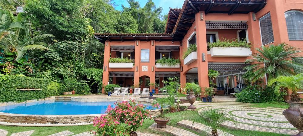 Casa Pé na Areia para locação no Condomínio Iporanga Guarujá — Villa 497