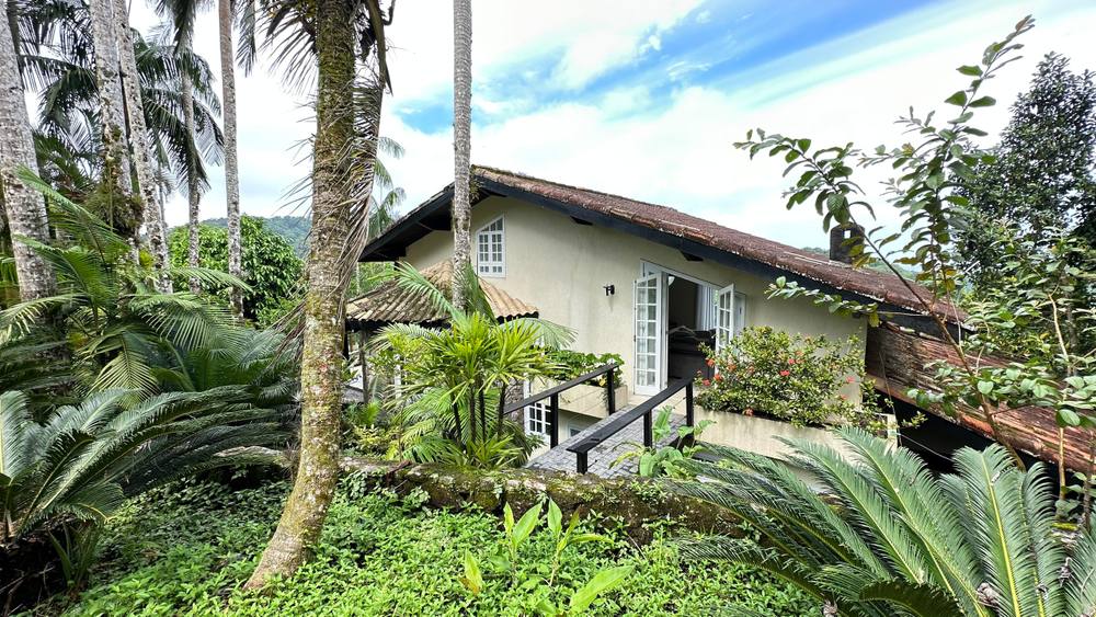 Casa à venda no Condomínio São Pedro Guarujá — Villa 141