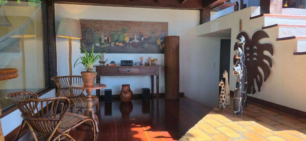 Casa à venda no Condomínio São Pedro Guarujá — Villa 165