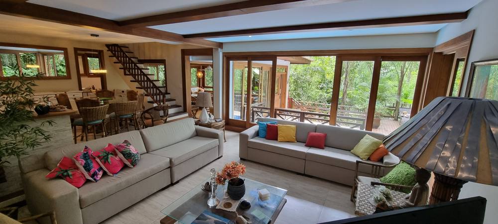 Casa à venda no Condomínio Iporanga Guarujá — Villa 403