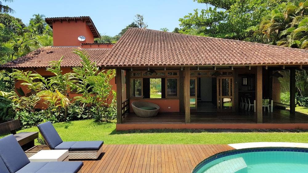 Casa à venda no Condomínio Iporanga Guarujá — Villa 483