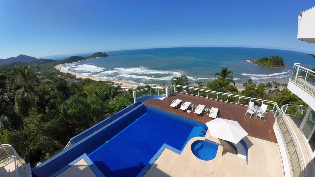 Casa para temporada no Condomínio Tijucopava, Guarujá — Villa 201 · foto 1