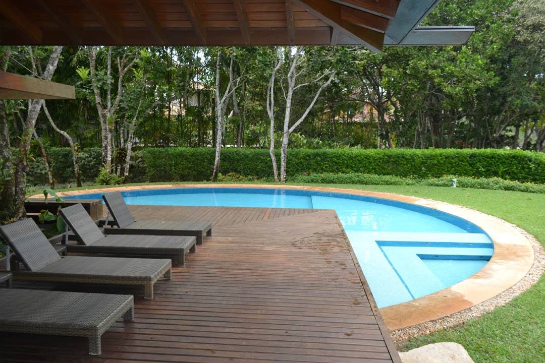 Casa Pé na Areia à venda no Condomínio Iporanga Guarujá — Villa 490 | Projeto Sidônio Porto