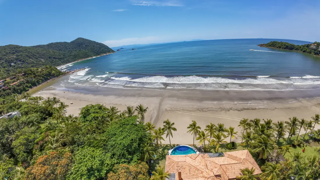 Casa para temporada no Condomínio Iporanga, Guarujá — Villa 498 · foto 1
