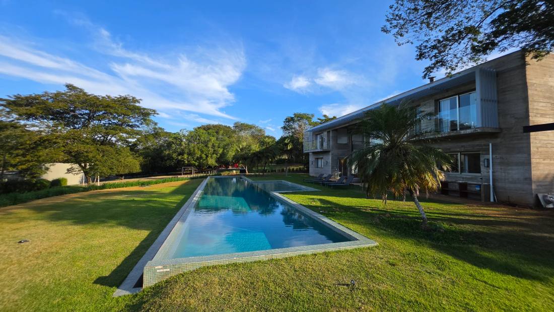 Casa à venda na Fazenda Boa Vista — Villa 625
