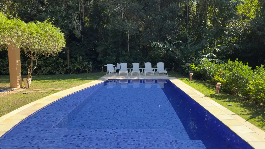 Casa à venda no Condomínio Iporanga Guarujá — Villa 400