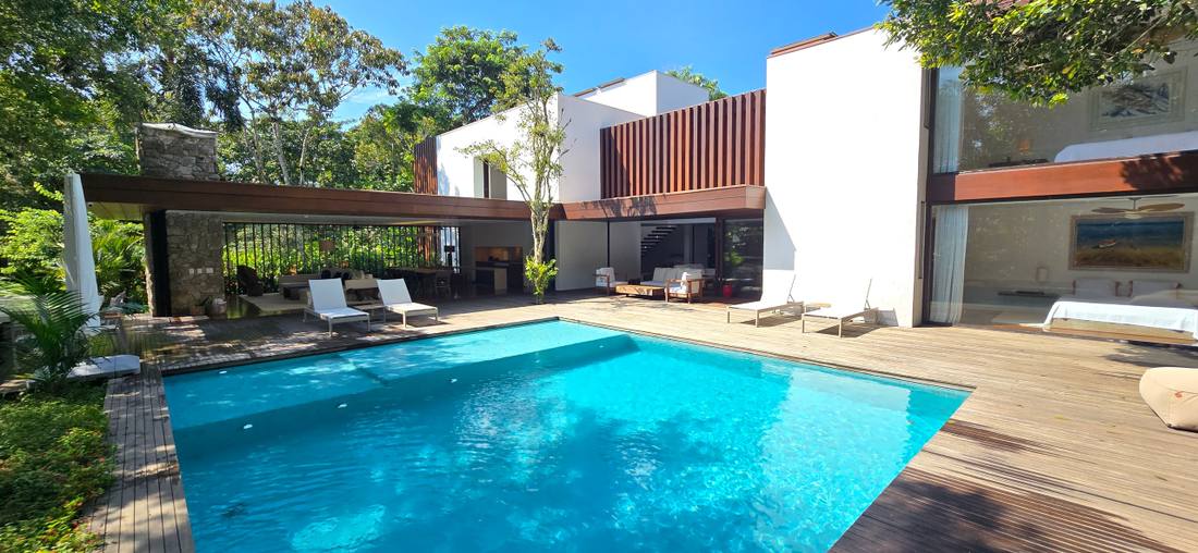 Casa à venda no Condomínio Iporanga Guarujá — Villa 455 | Projeto Arthur Casas