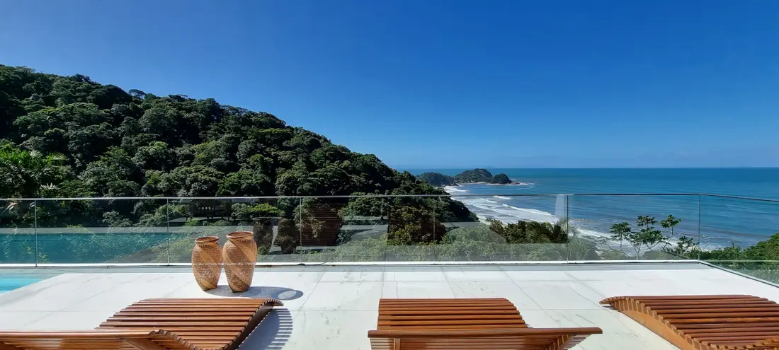 Casa à venda no Condomínio Tijucopava Guarujá — Villa 253 | Projeto AMZ Arquitetos