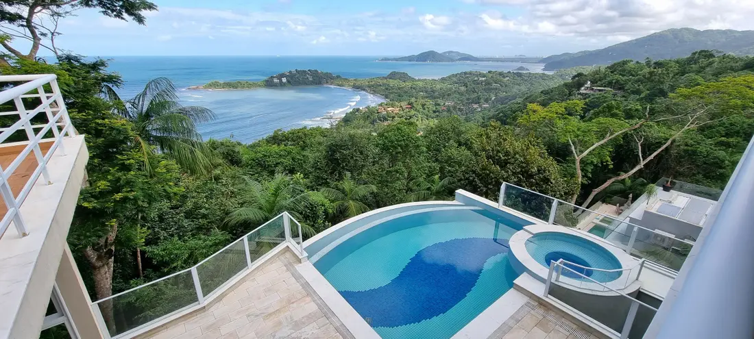 Casa à venda no Condomínio Taguaíba Guarujá — Villa 328