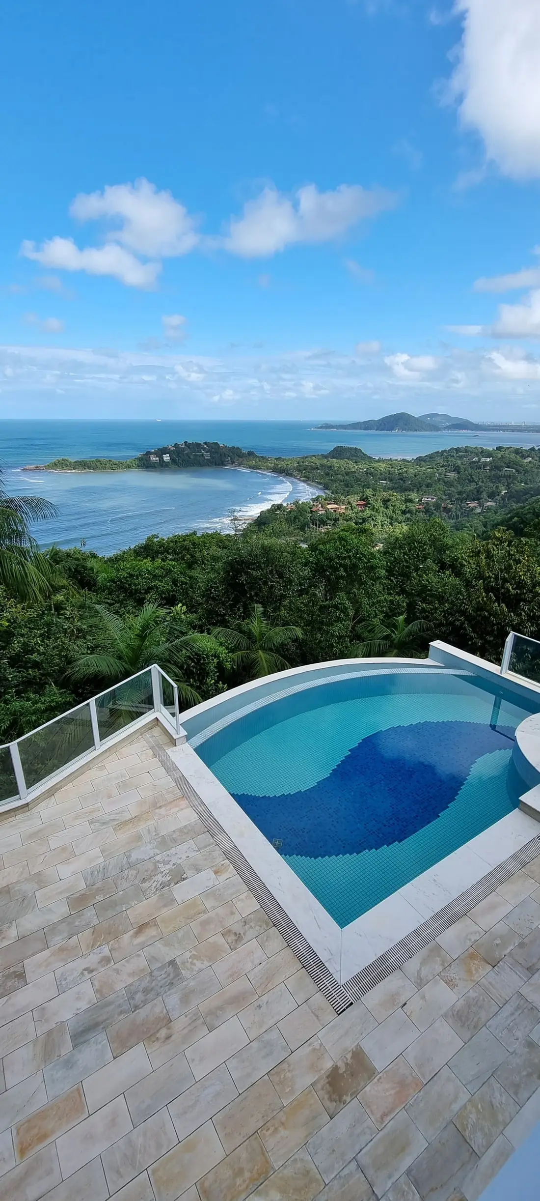 Casa à venda no Condomínio Taguaíba Guarujá — Villa 328