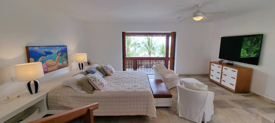 Casa à venda no Condomínio Iporanga Guarujá — Villa 460 | Projeto Jorge Zalszupin