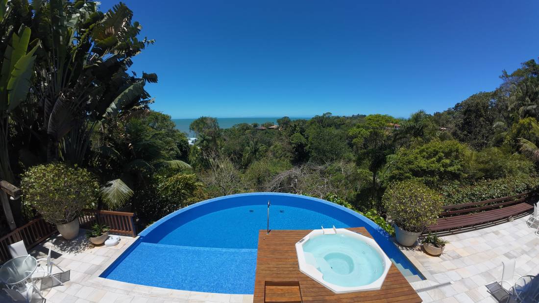 Casa à venda no Condomínio Taguaíba Guarujá — Villa 326