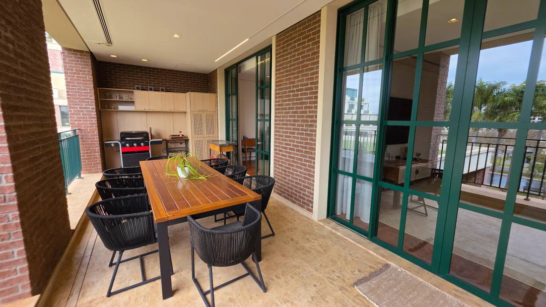 Apartamento à venda no Boa Vista Village — AP 6401 | Surf Lodge