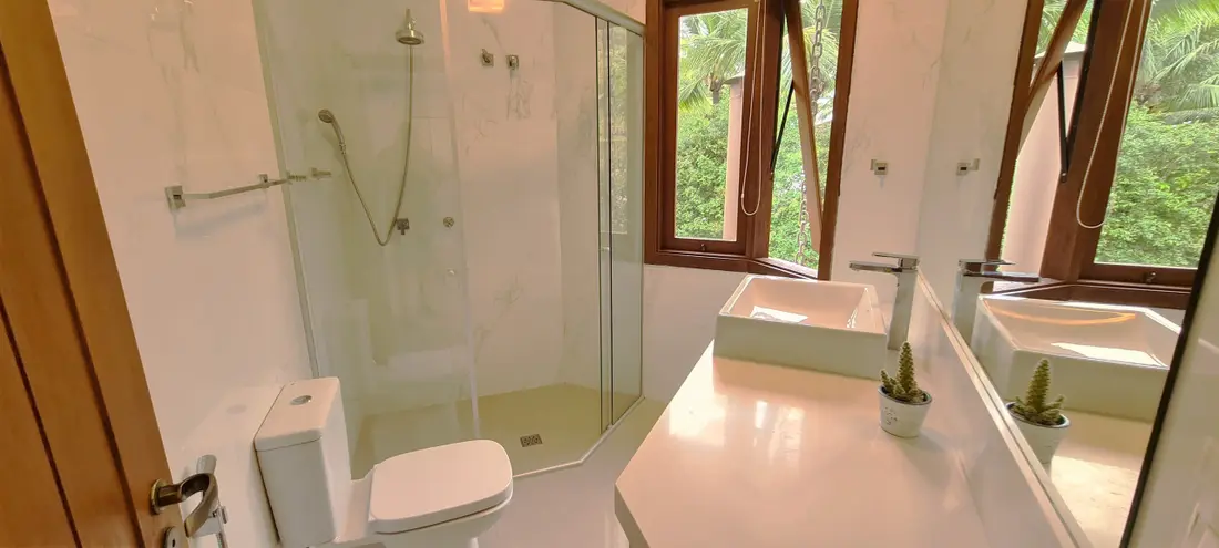 Casa à venda no Condomínio Iporanga Guarujá — Villa 482