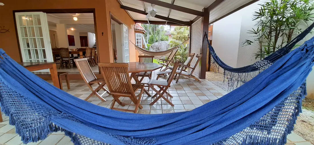 Casa à venda no Condomínio Iporanga Guarujá — Villa 445 | Jardins