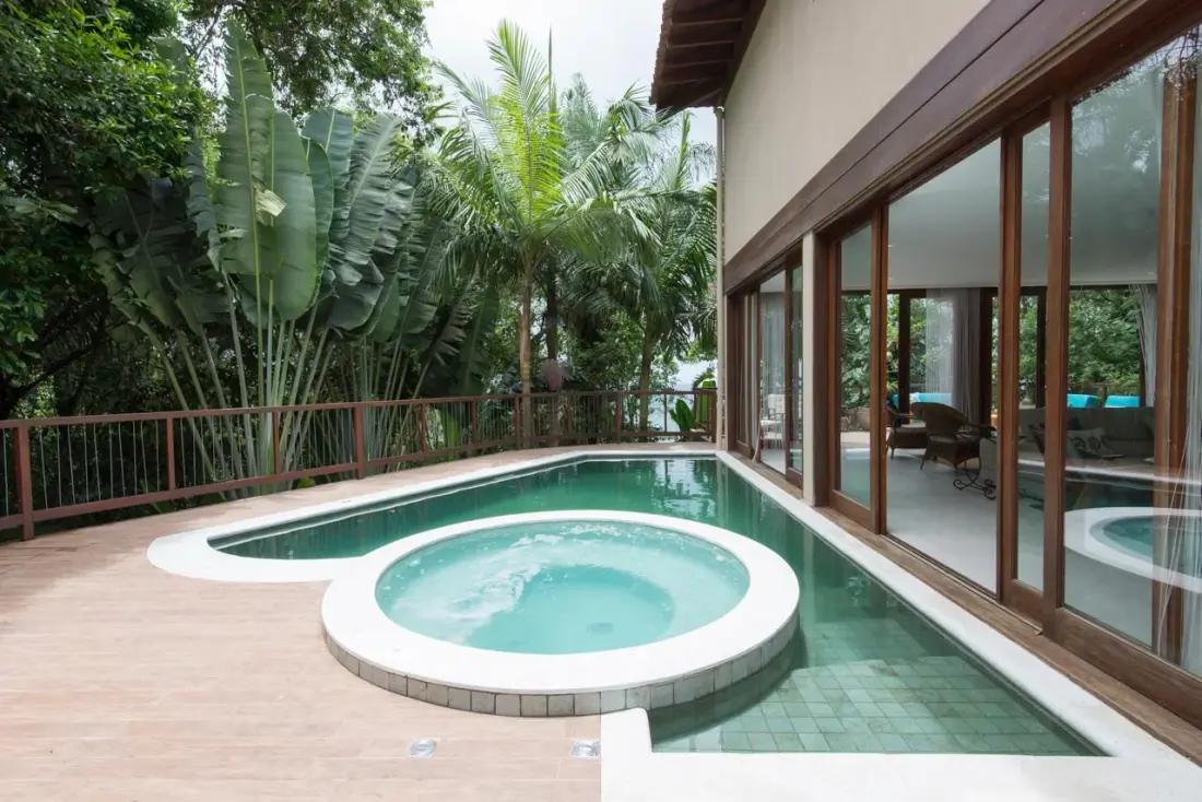 Casa para temporada no Condomínio São Pedro, Guarujá — Villa 143 · foto 1