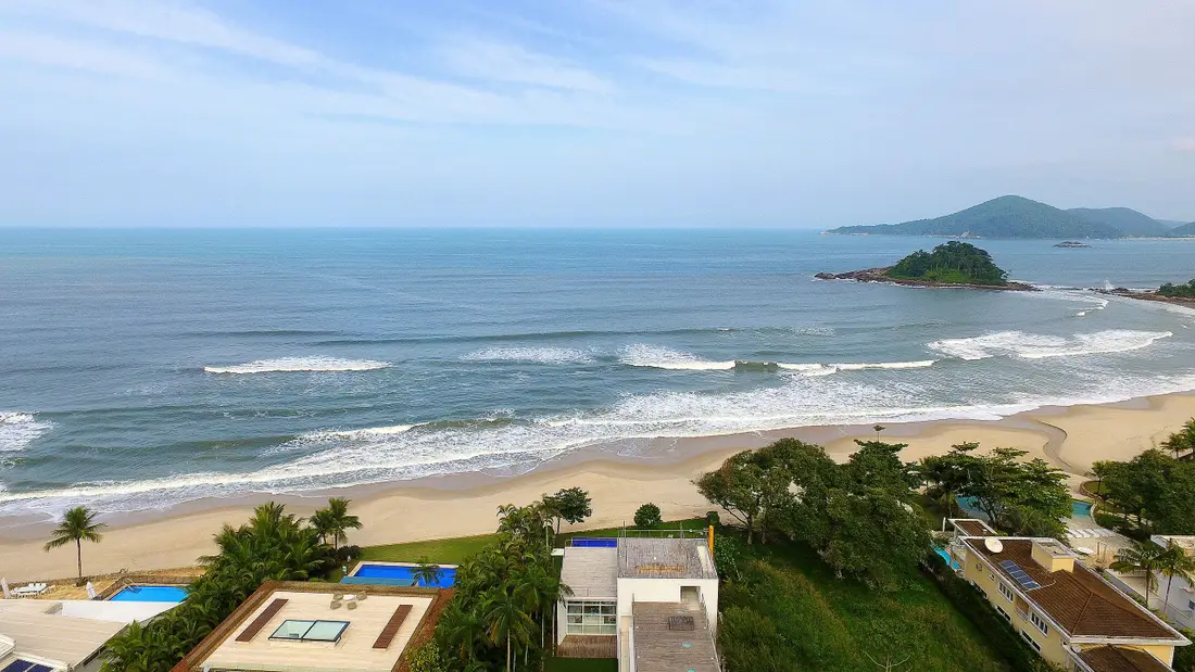 Casa à venda no Condomínio Tijucopava Guarujá — Villa 245