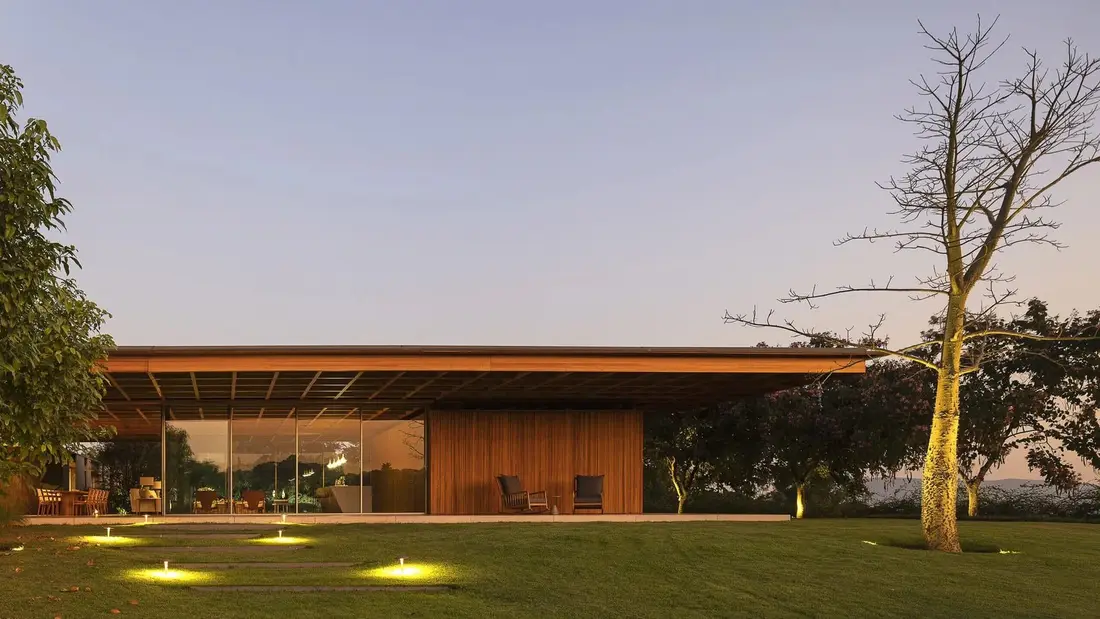 Casa à venda na Fazenda Boa Vista — Villa 613 | Projeto Jacobsen Arquitetura