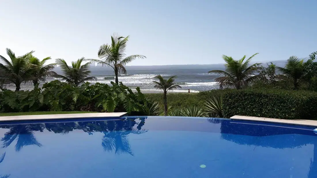 Casa para temporada no Condomínio Iporanga, Guarujá — Villa 493