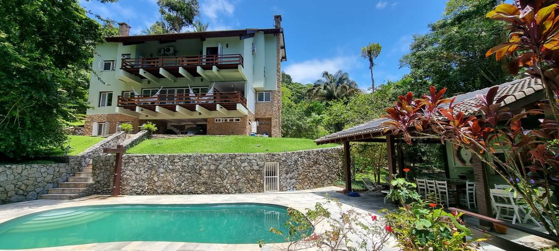 Casa à venda no Condomínio São Pedro Guarujá — Villa 146