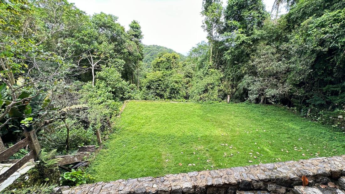 Casa à venda no Condomínio São Pedro Guarujá — Villa 141