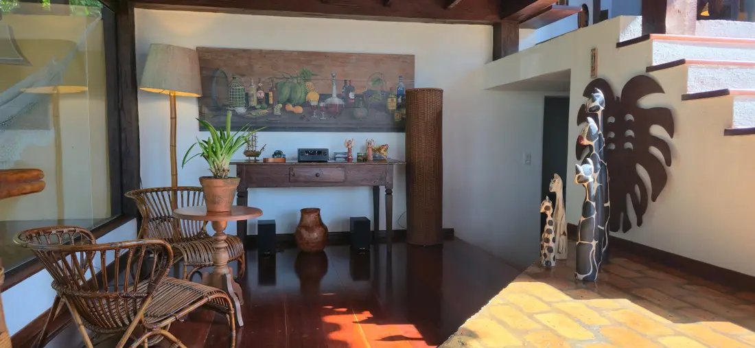Casa à venda no Condomínio São Pedro Guarujá — Villa 165