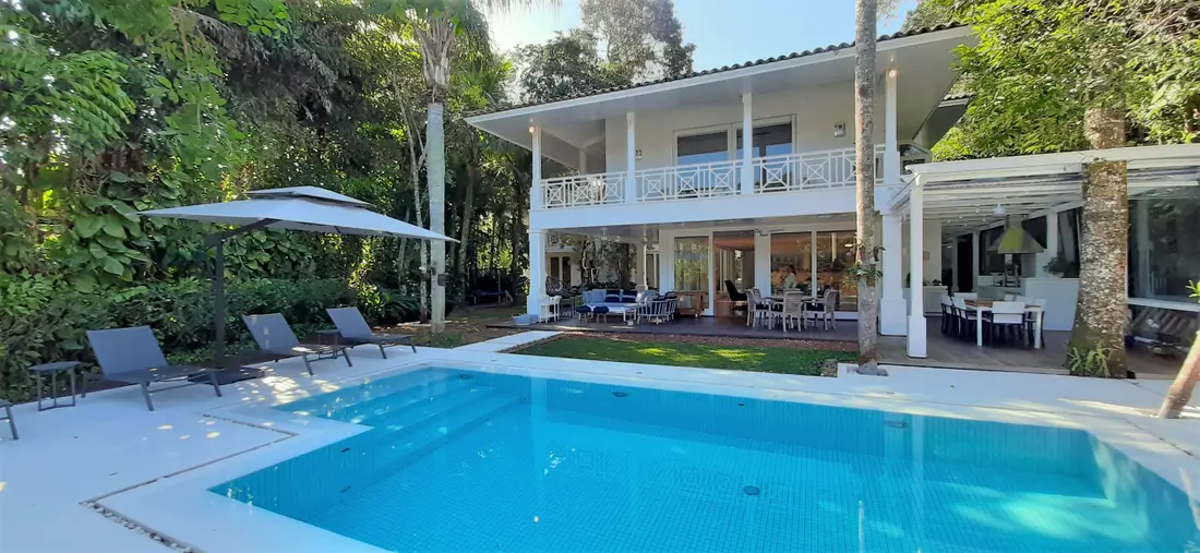 Casa para temporada no Condomínio Iporanga, Guarujá — Villa 451 · foto 1