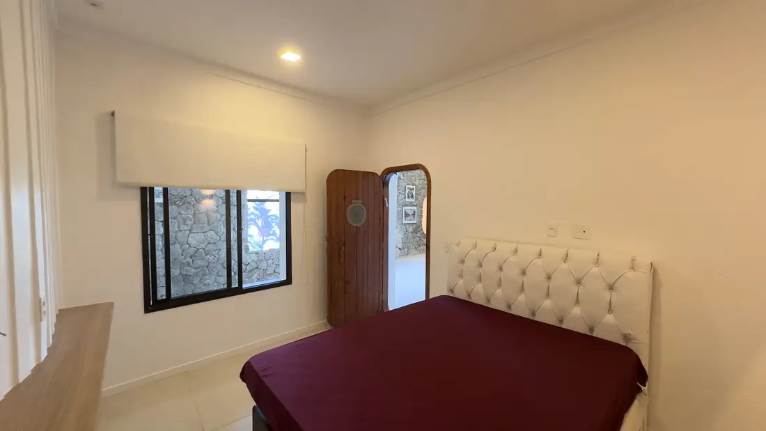 Casa à venda no Condomínio São Pedro Guarujá — Villa 144