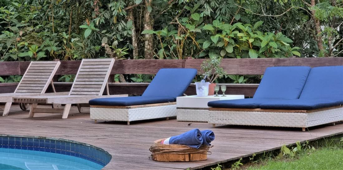 Casa à venda no Condomínio Iporanga Guarujá — Villa 483