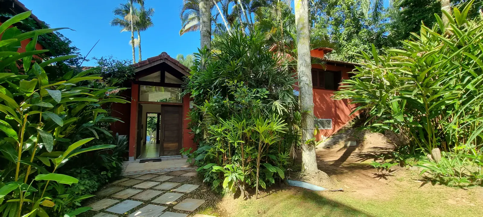 Ambiente interno 1 — Iporanga, Guarujá, à venda e para locação, Casa