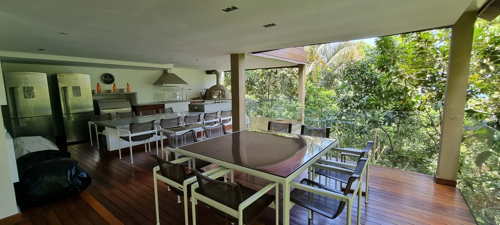 Área de serviço 2 — São Pedro, Guarujá, à venda, Casa