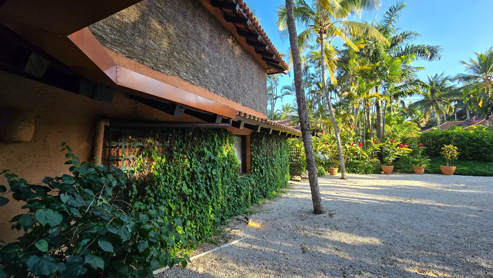 Área externa 5 — Iporanga, Guarujá, para temporada, Casa