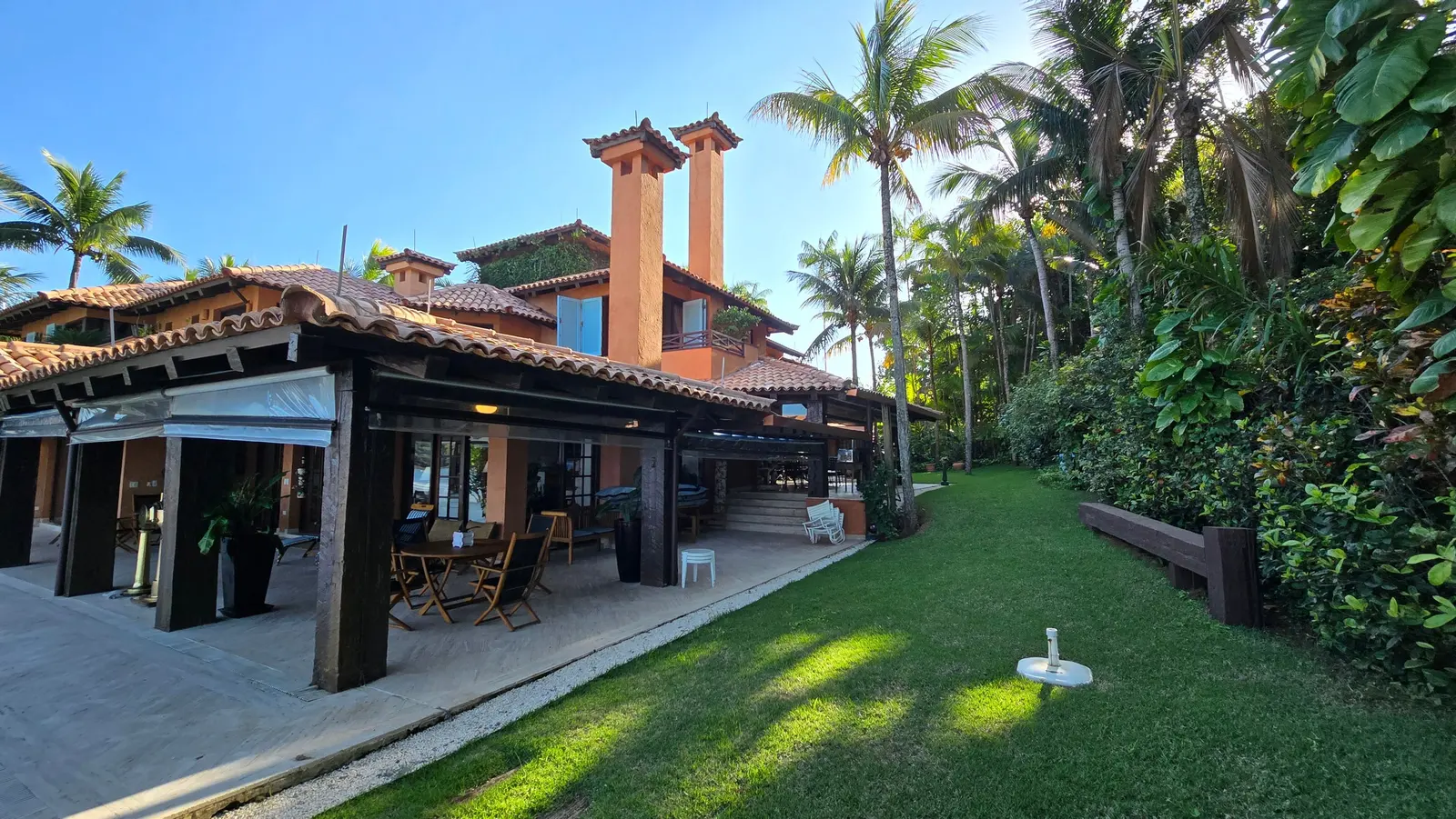 Área externa 18 — Iporanga, Guarujá, para temporada, Casa