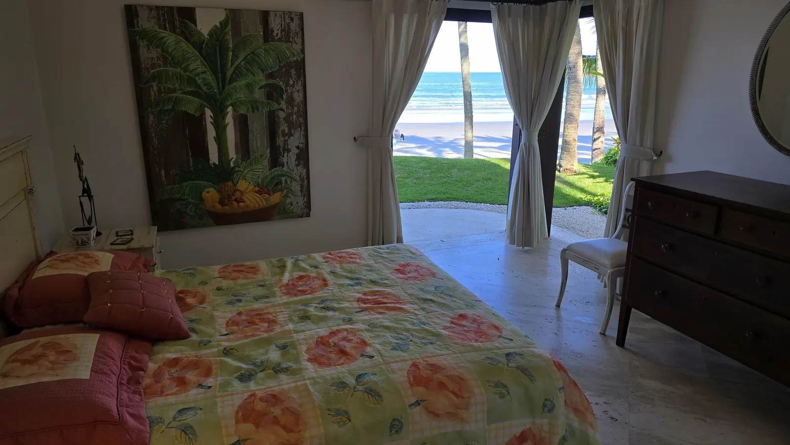 Suíte 1 — Iporanga, Guarujá, para temporada, Casa