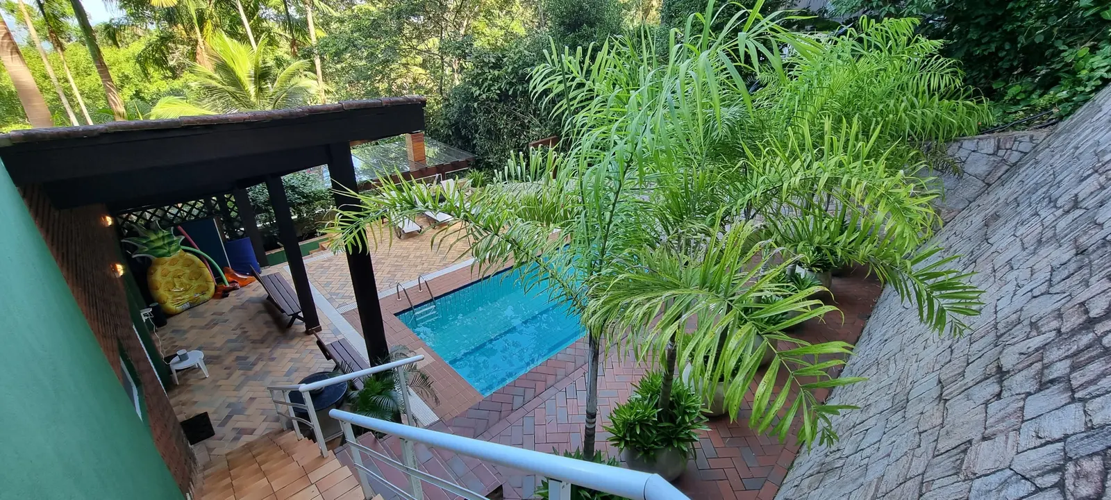 Área externa 13 — São Pedro, Guarujá, para temporada, Casa
