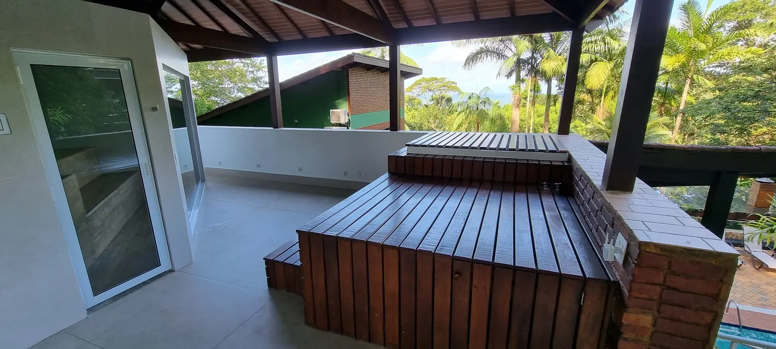 Área externa 21 — São Pedro, Guarujá, para temporada, Casa