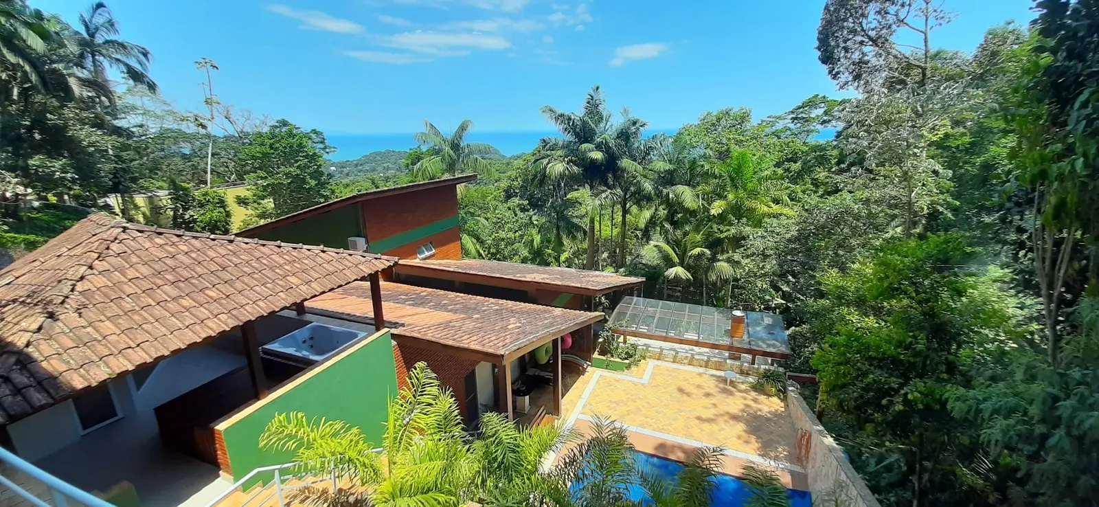 Área externa 25 — São Pedro, Guarujá, para temporada, Casa