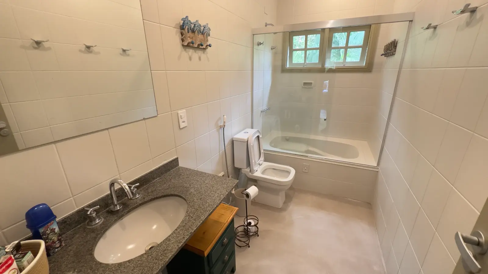 Suíte 10 — Iporanga, Guarujá, para temporada, Casa